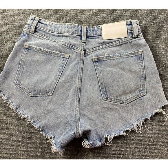 Zara Shorts Womens 8 Light Wash Blue Jean Cutoffs Distressed Faded 2” Cotton - Picture 2 of 8